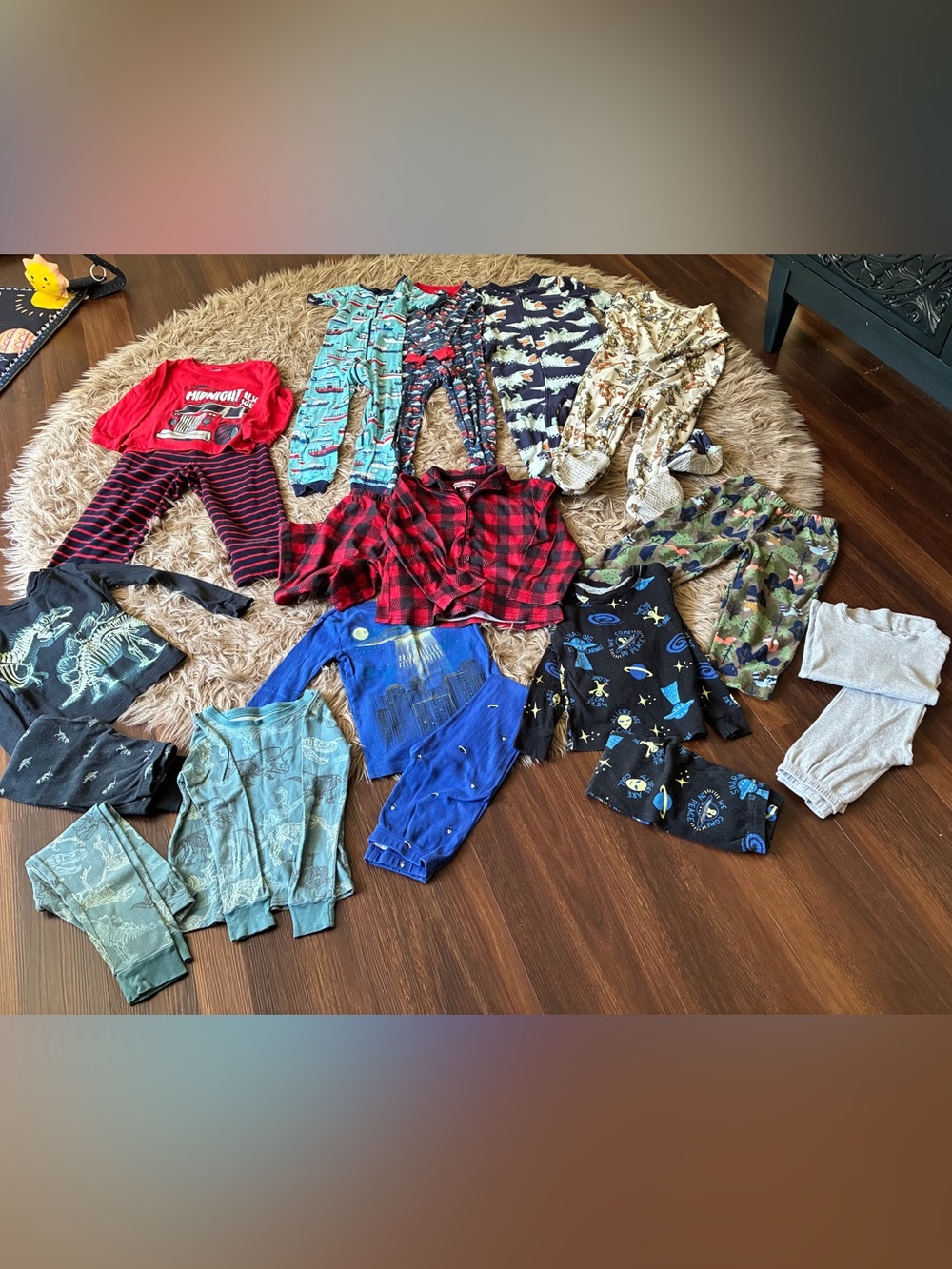 Boys toddler 5T lot pjs pajamas Carters Children’s Place 12 pairs footies sets